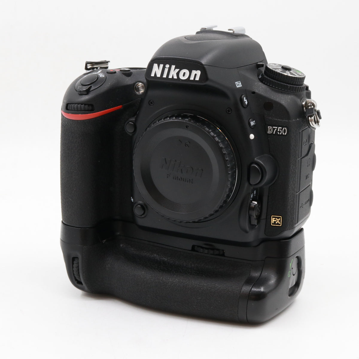 Nikon D750 + MB-D16 used