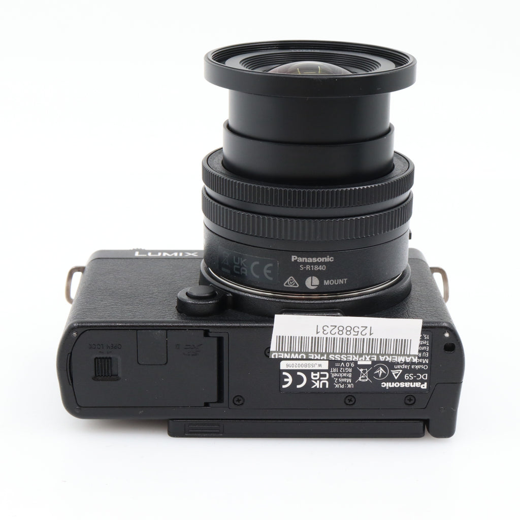 Panasonic Lumix S9 + S 18-40mm f/4.5-6.3 used