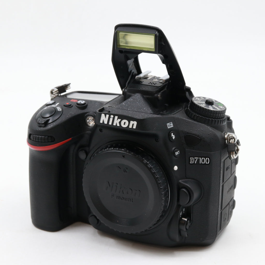 Nikon D7100 body used
