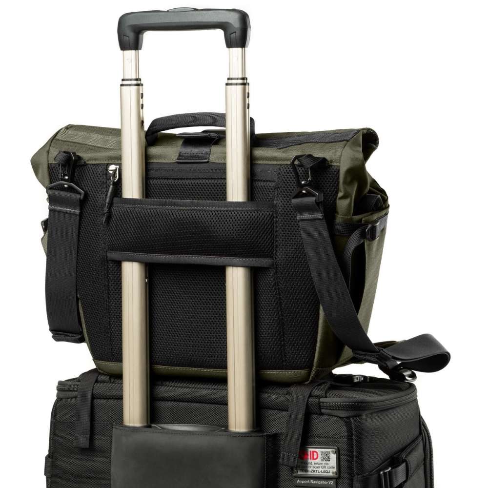 Think Tank FocusPoint Crossbody 8L Greenway