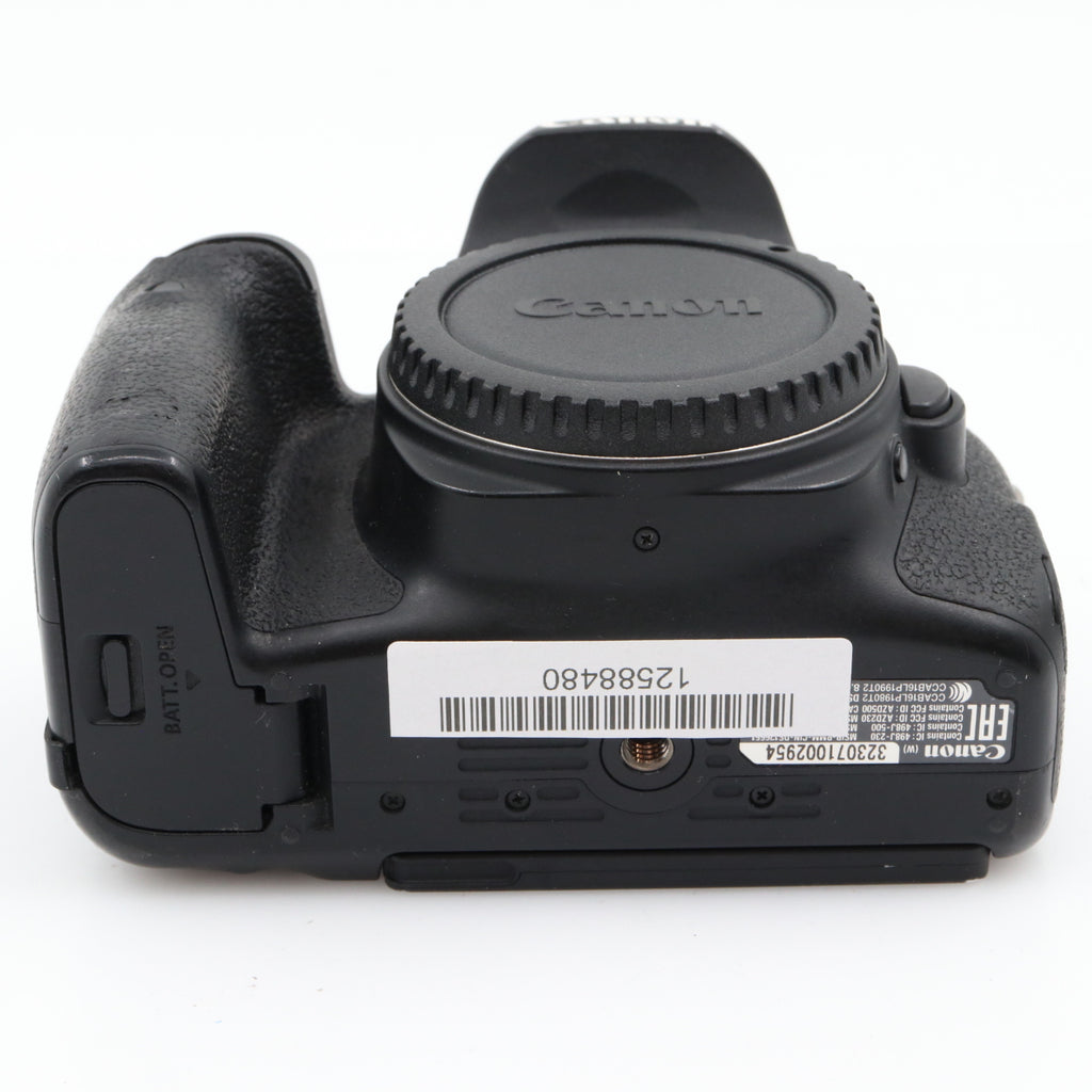 Canon EOS 77D body used