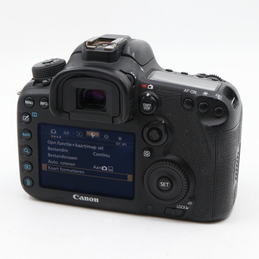 Canon EOS 7D mark II body used