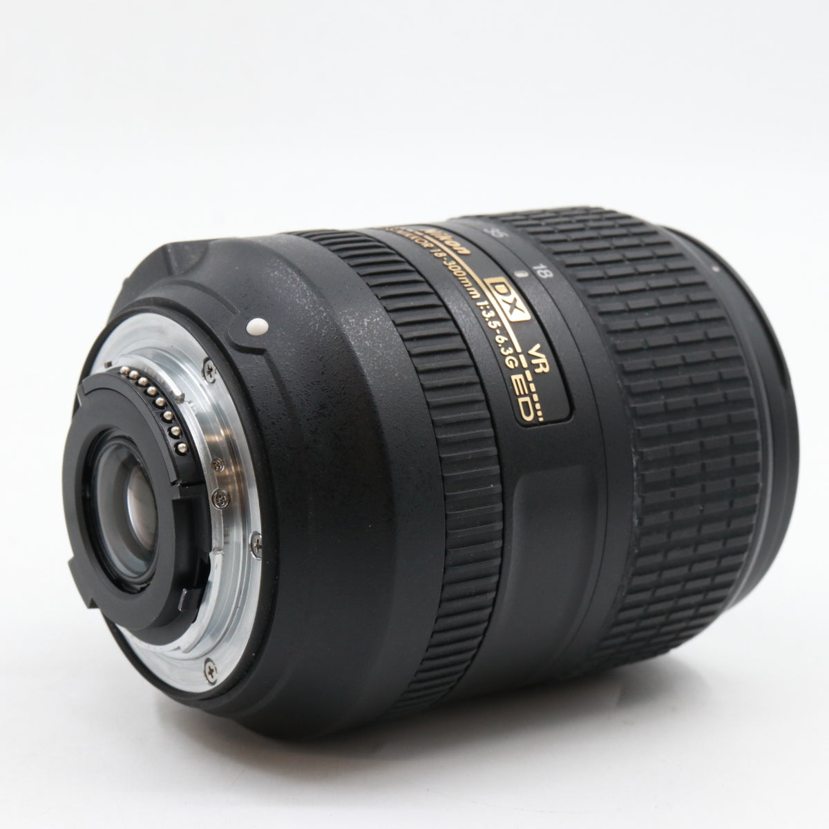 Nikon AF-S 18-300mm f/3.5-5.6G ED VR DX used