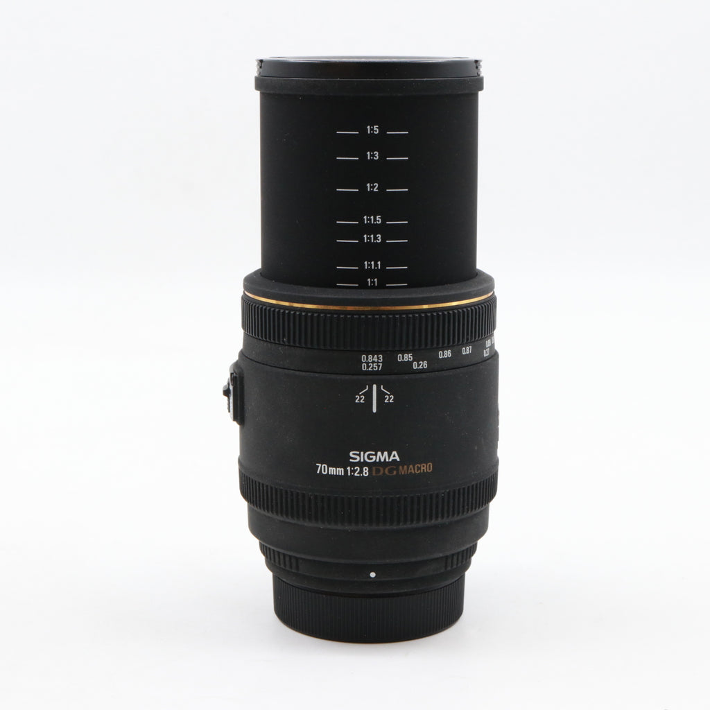 Sigma 70mm F/2.8 EX DG Macro Nikon used