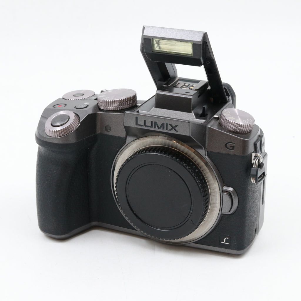 Panasonic Lumix DMC-G7 body used