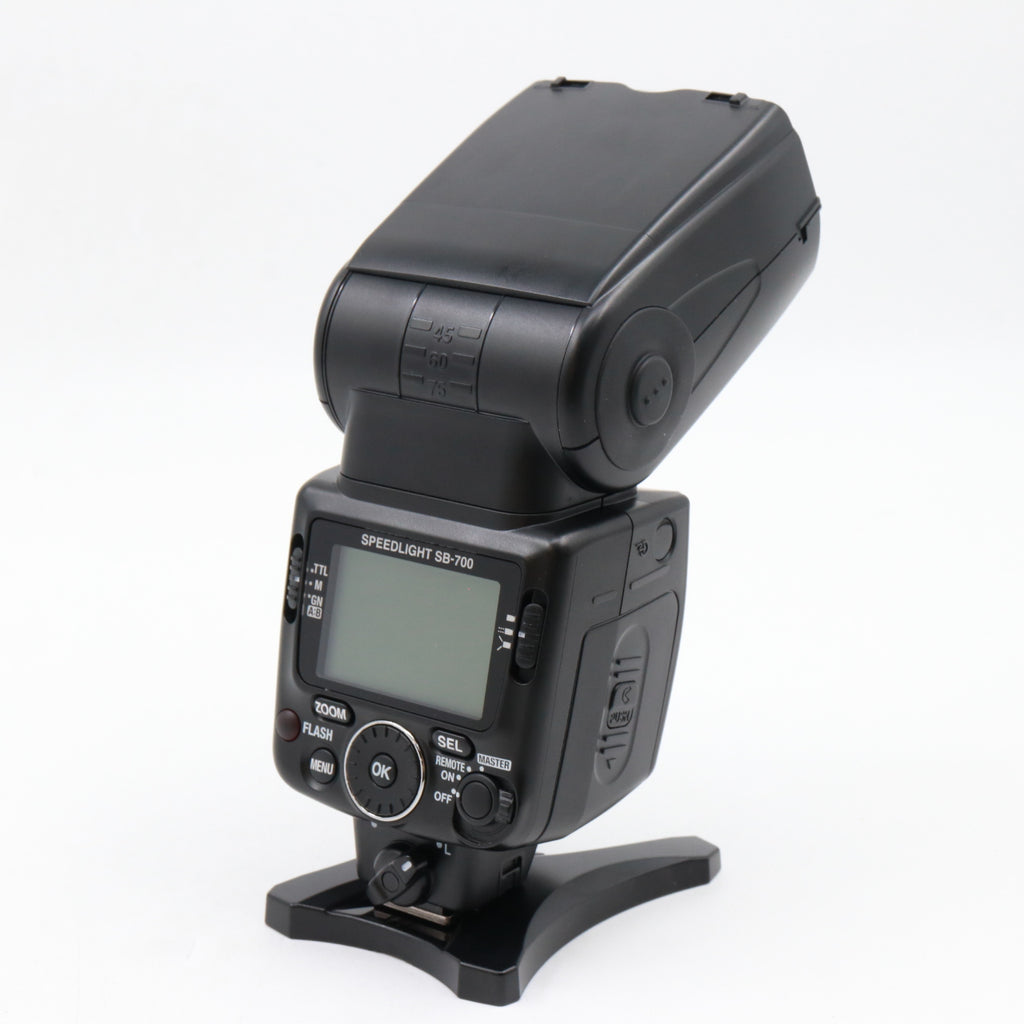 Nikon Speedlight SB-700 used