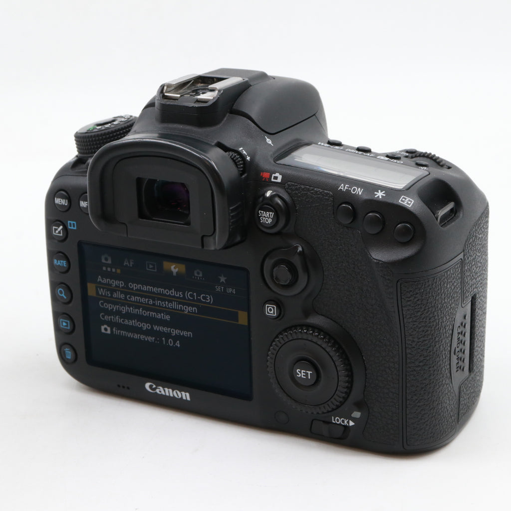 Canon EOS 7D mark II body used