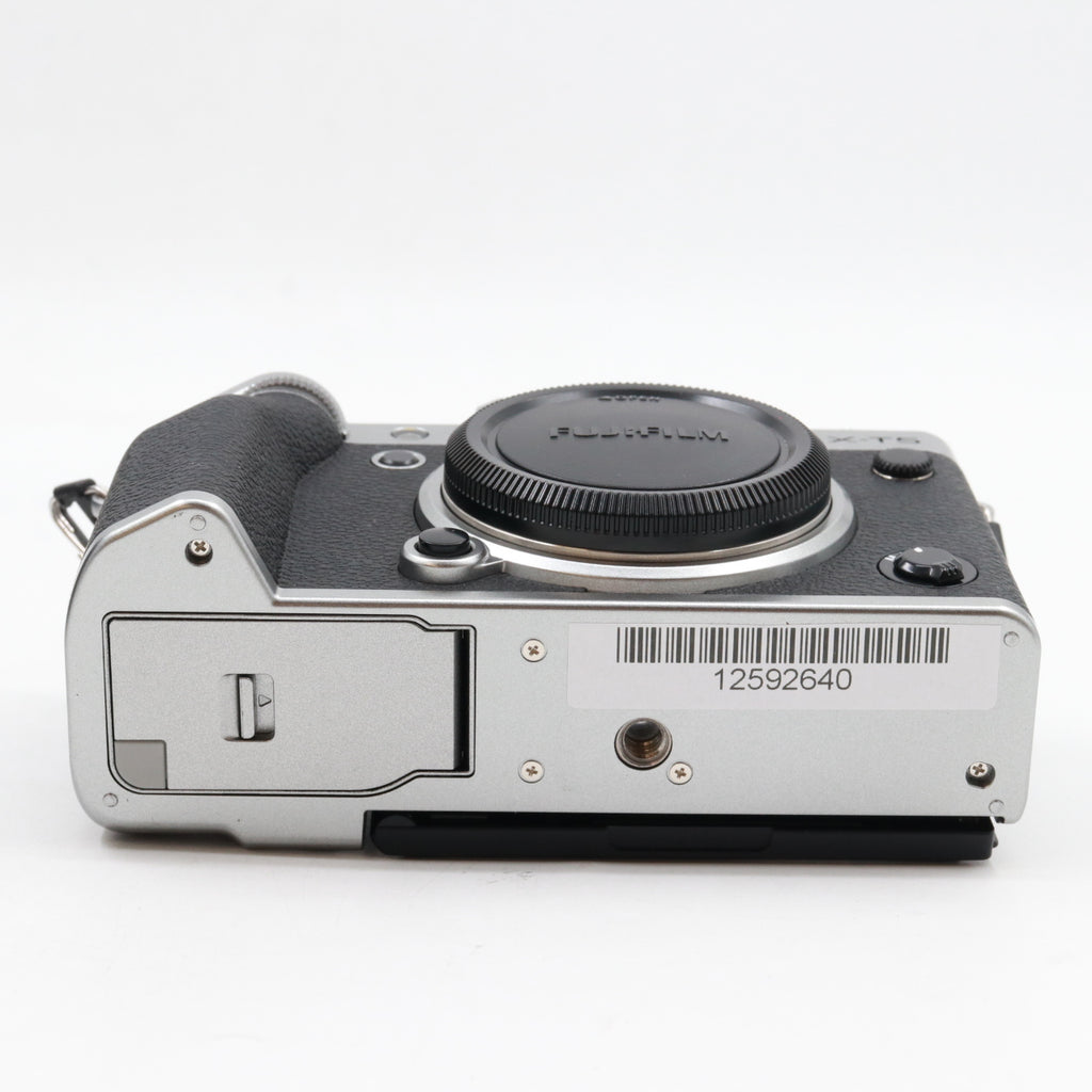 Fujifilm X-T5 body silver used