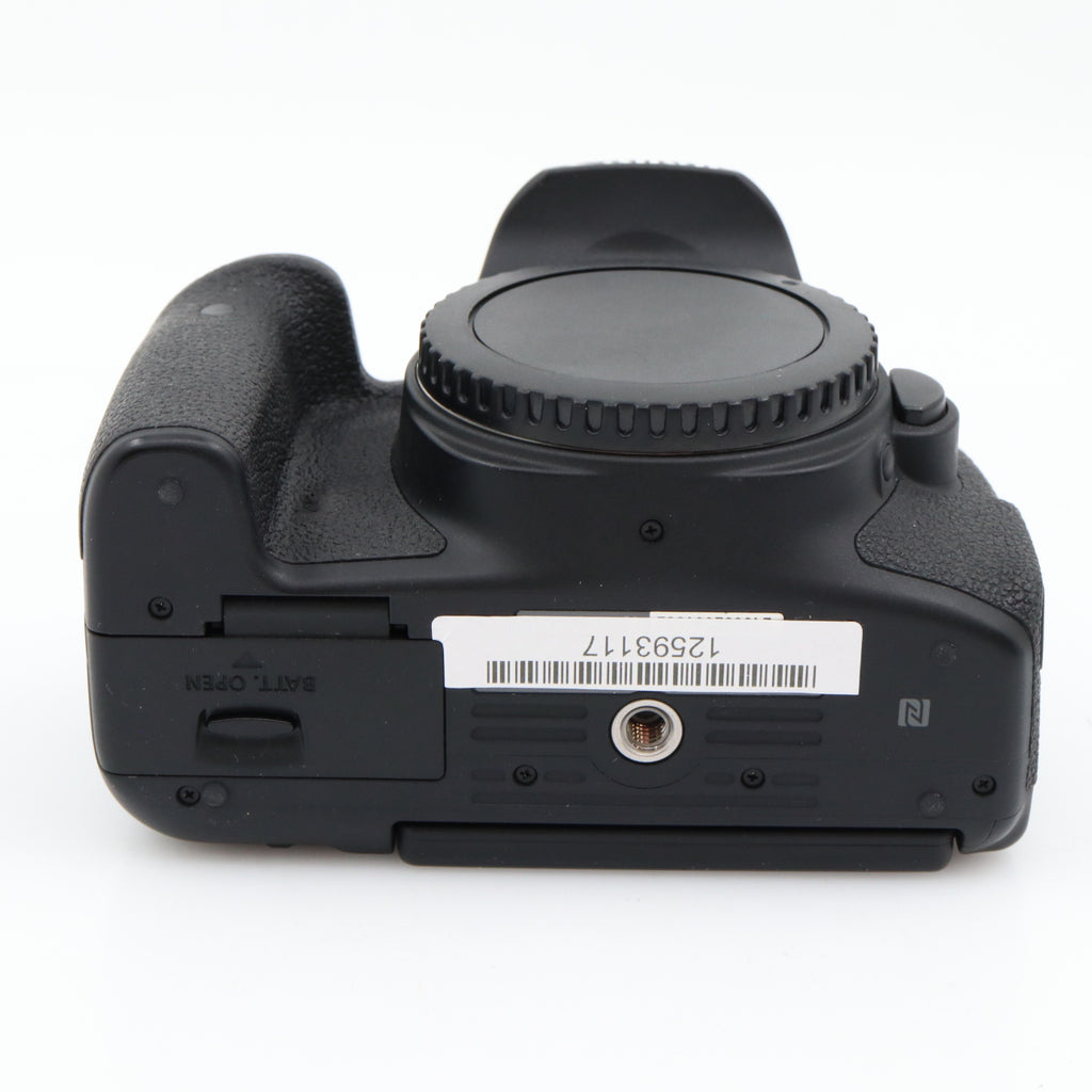 Canon EOS 760D body used