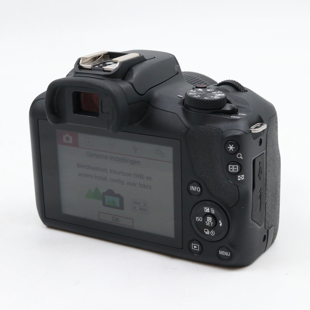 Canon EOS R100 + 18-45mm f/4.5-6.3 IS STM used