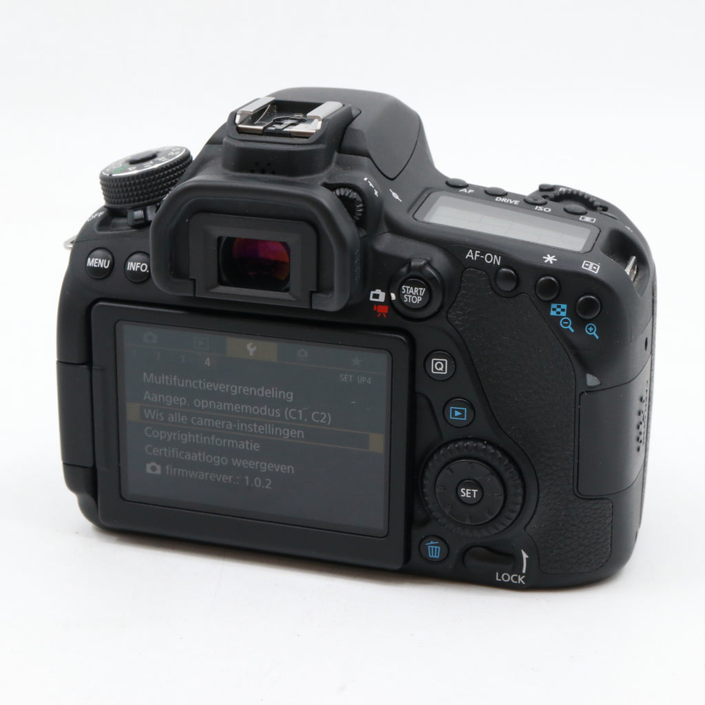 Canon EOS 80D body used